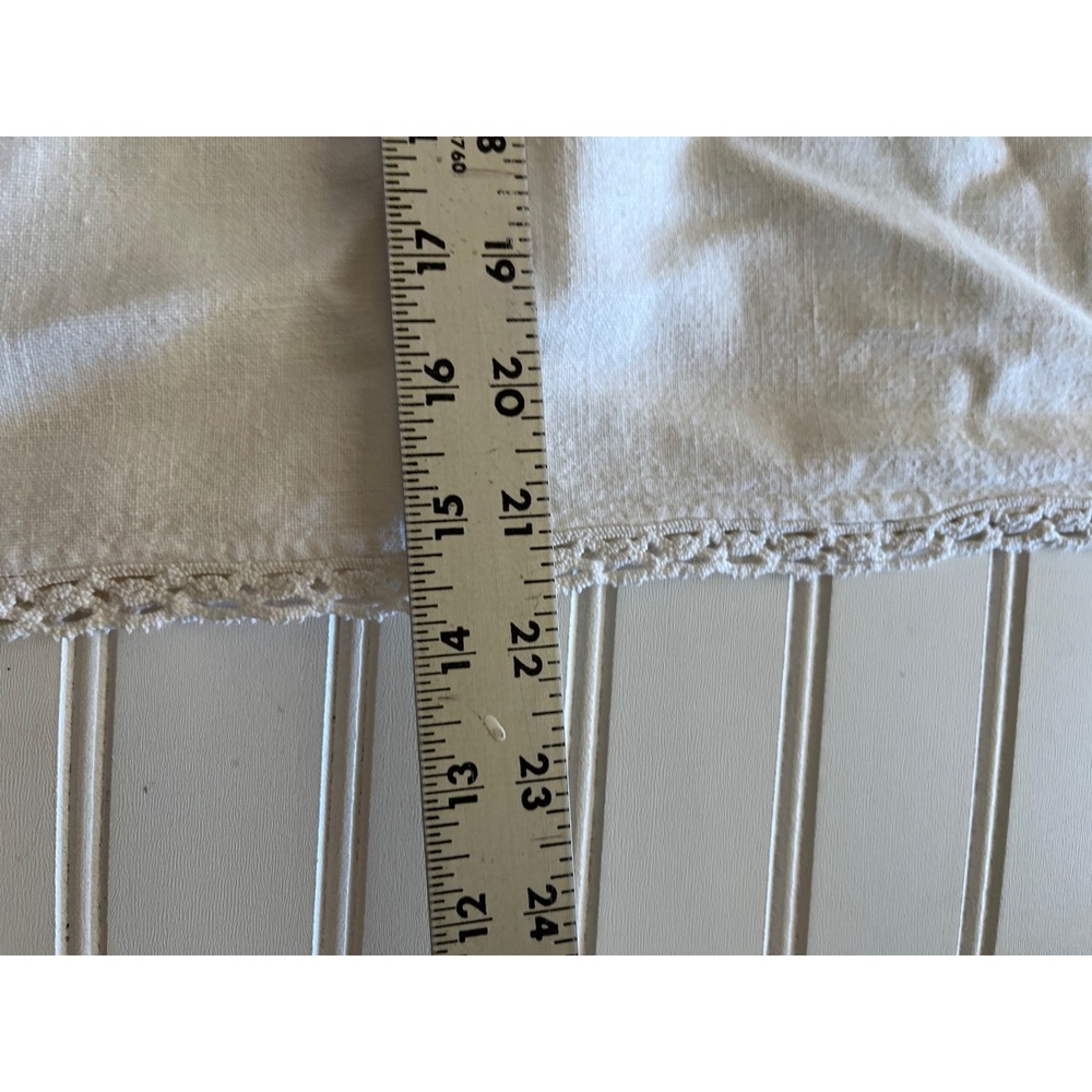 Vintage Hand Embroidered Floral Tablecloth White Lace Trim Cottagecore 48x44 - Picture 5 of 7